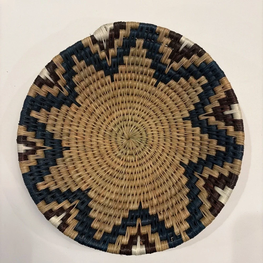 Handwoven Coiled‎ Basket Southwestern Tribal Pattern Decorative Tray 9